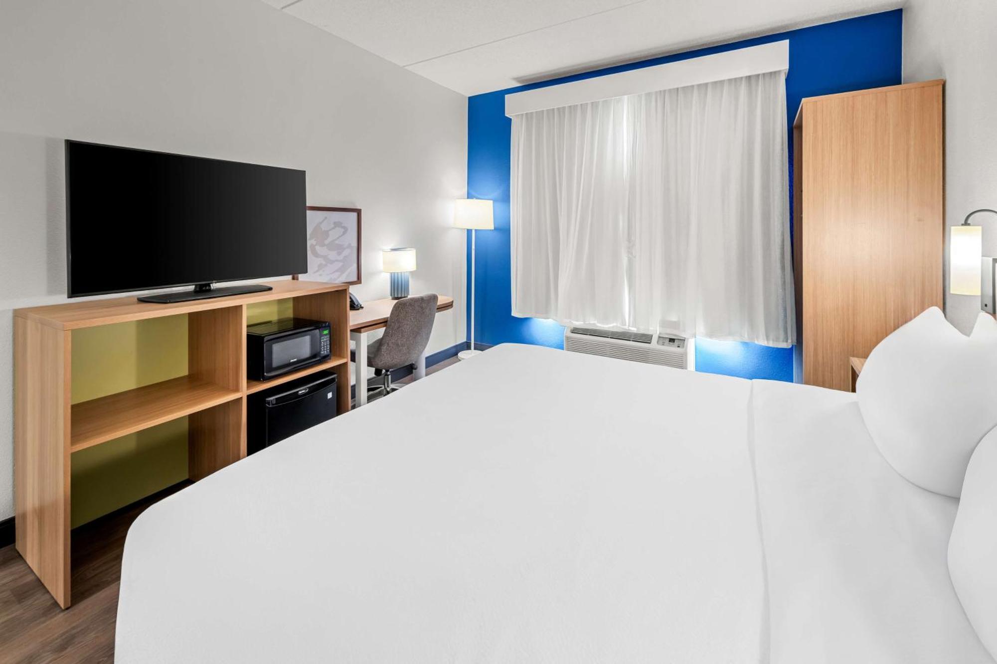 Spark By Hilton Woodbridge Luaran gambar