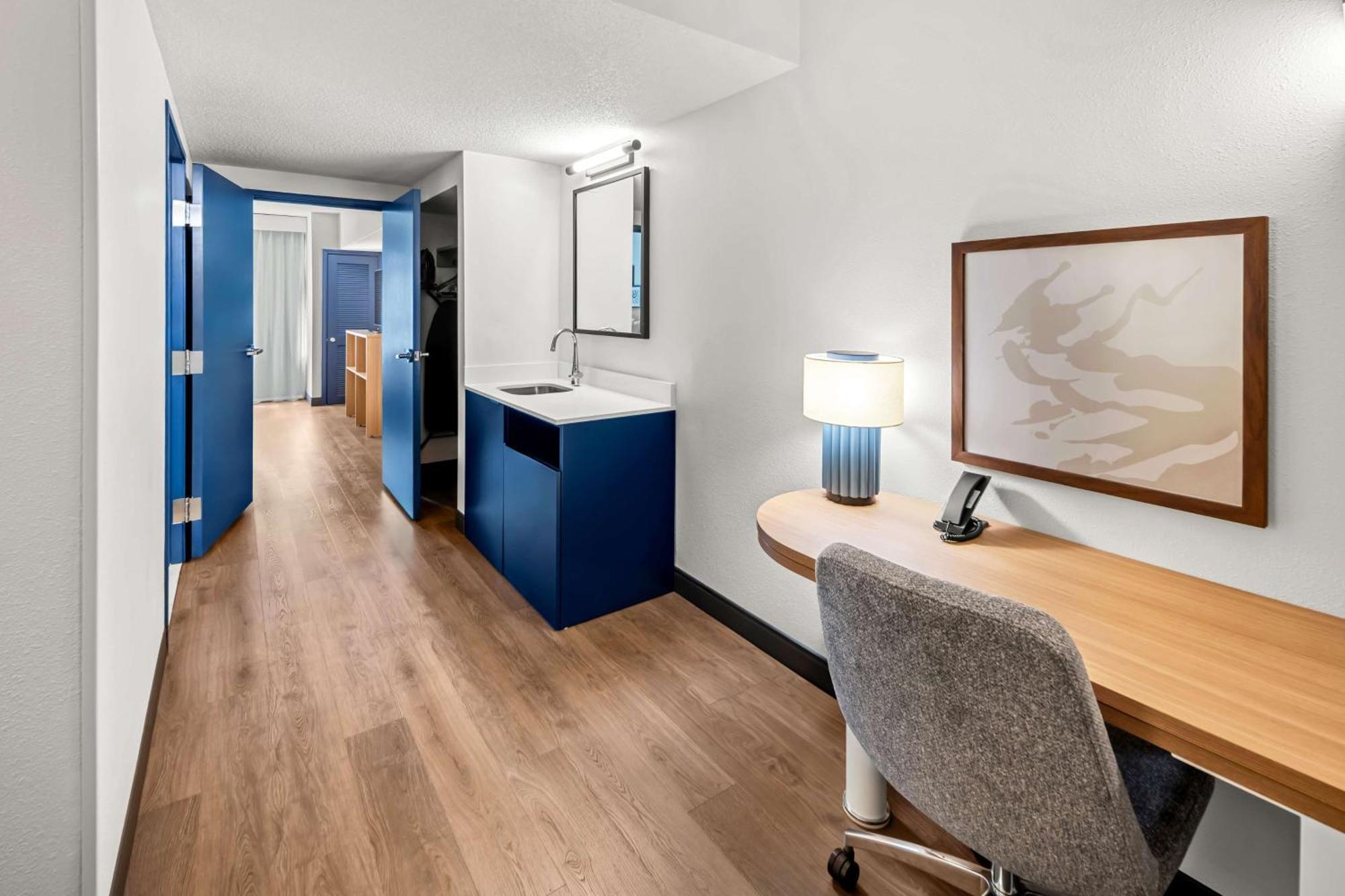Spark By Hilton Woodbridge Luaran gambar