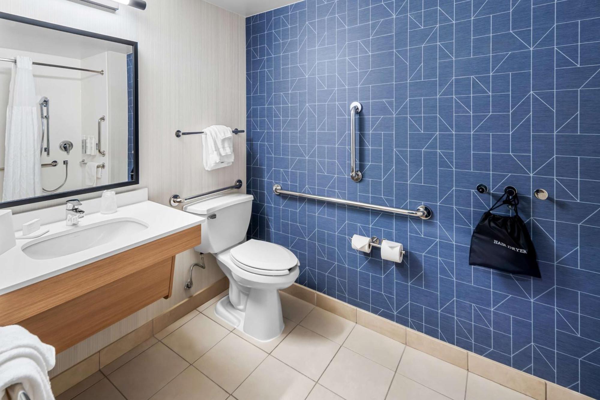 Spark By Hilton Woodbridge Luaran gambar