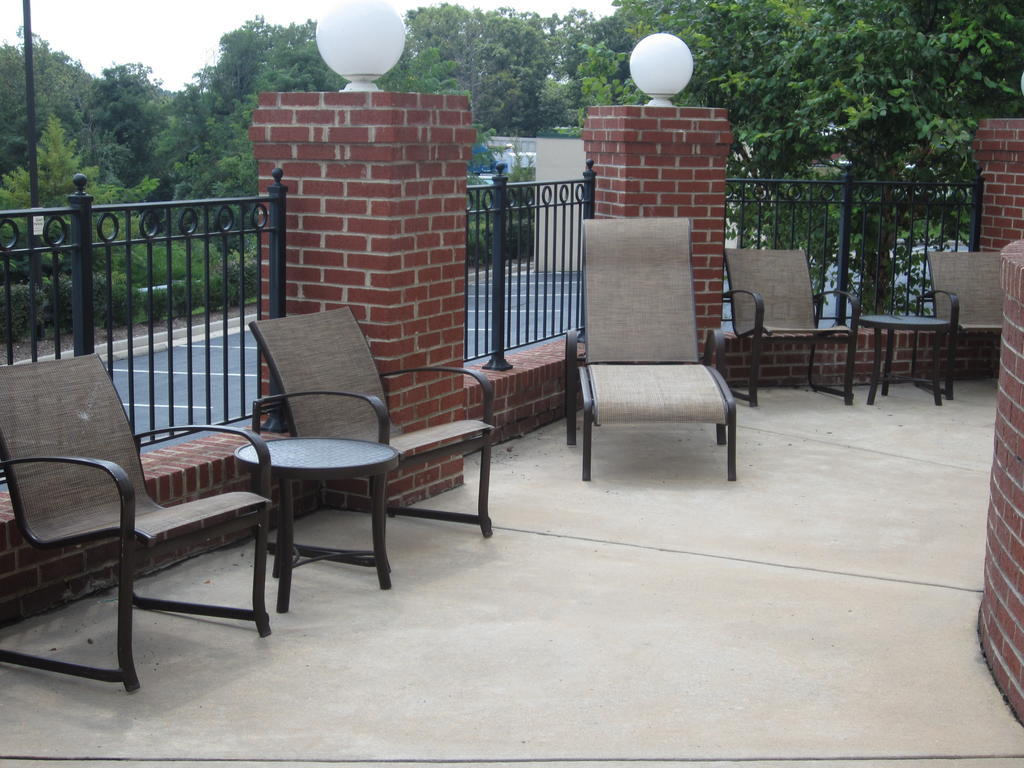 Spark By Hilton Woodbridge Luaran gambar