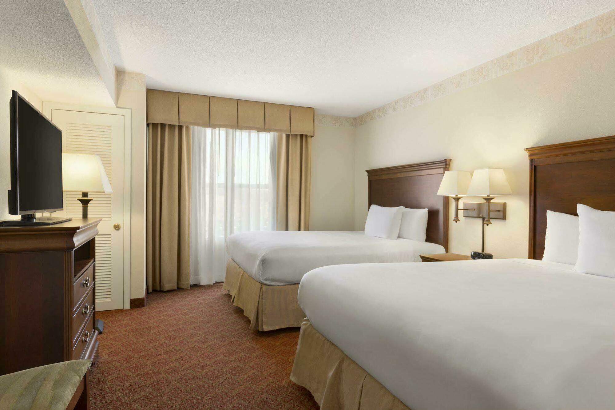 Spark By Hilton Woodbridge Luaran gambar