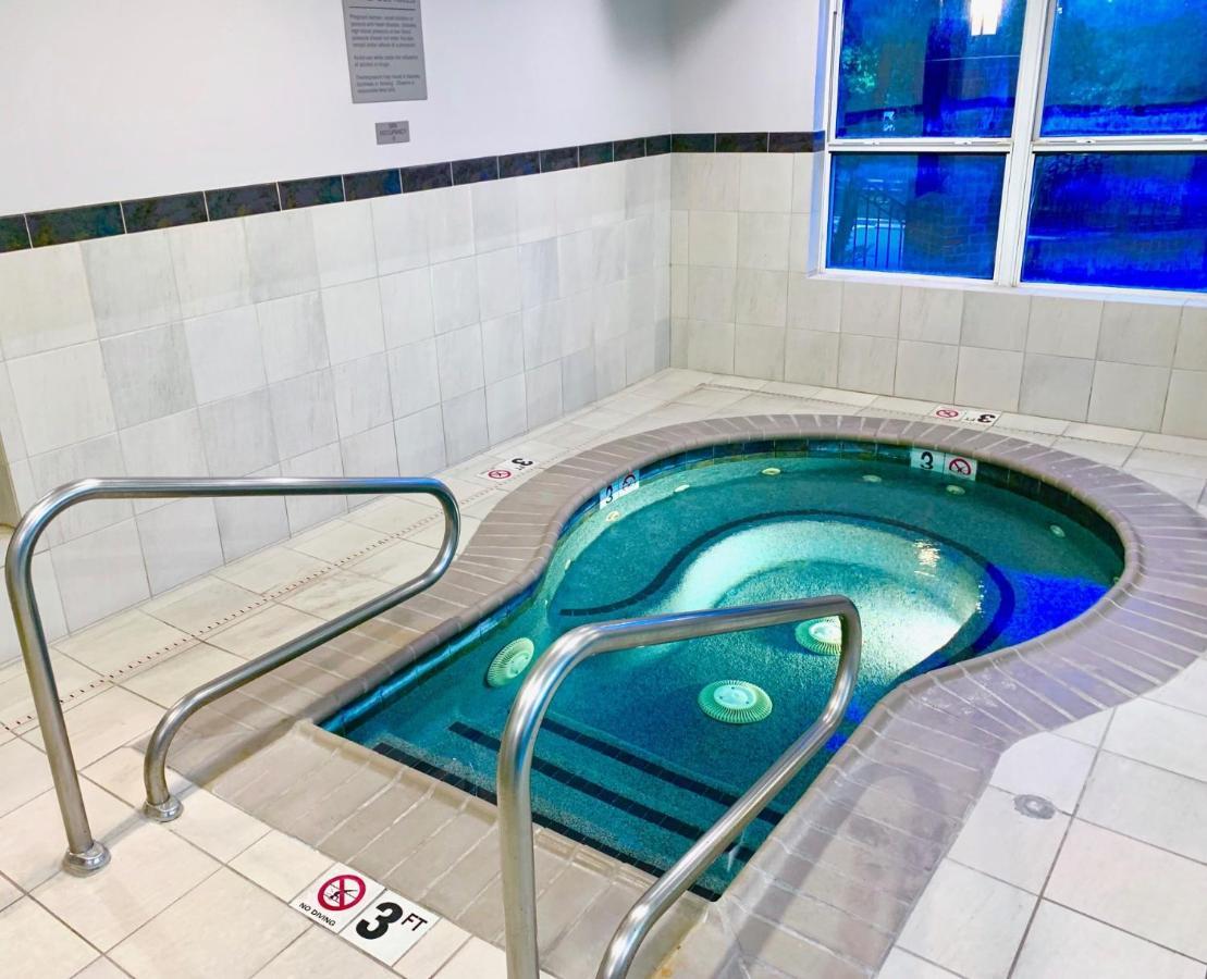Spark By Hilton Woodbridge Luaran gambar