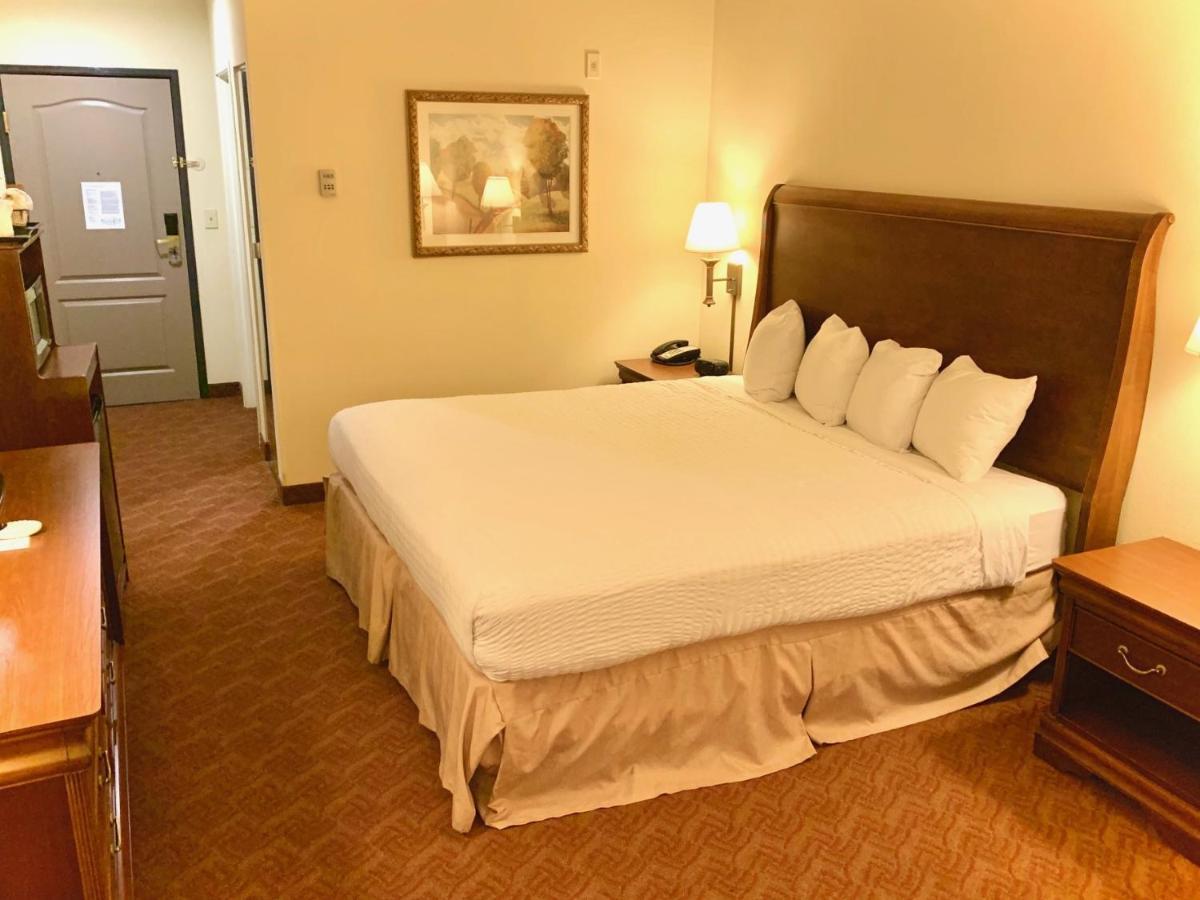 Spark By Hilton Woodbridge Luaran gambar